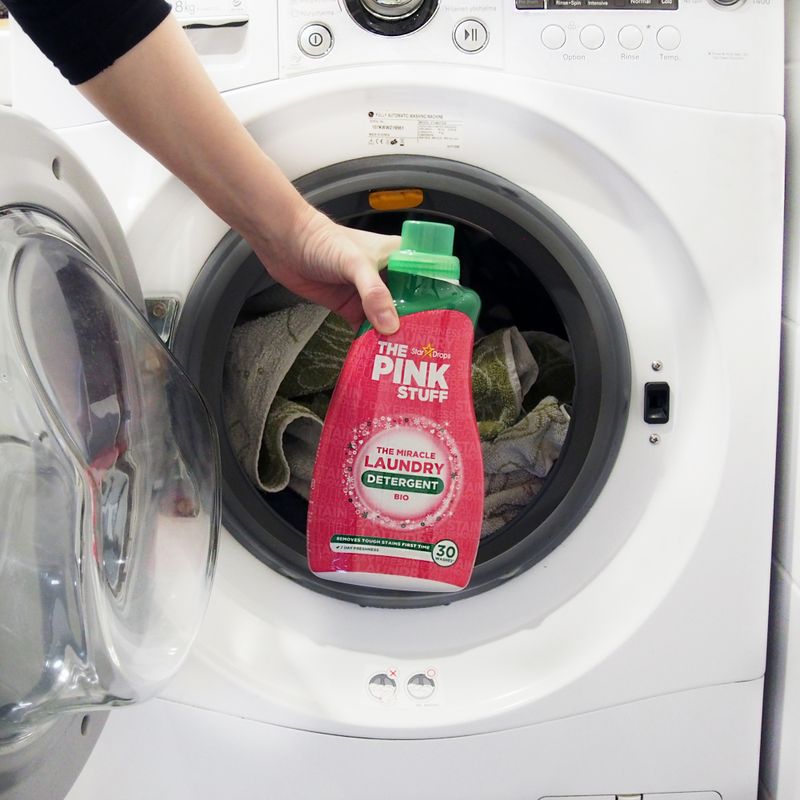 The Pink Stuff BIO laundry liquid