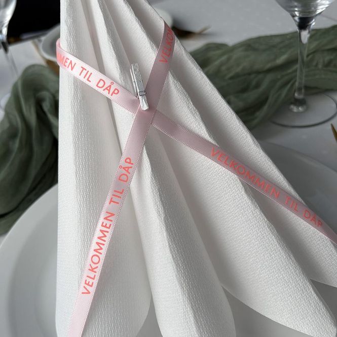 Hovedbilde Pyntebånd: Dåp Rosa med rosa tekst 10m