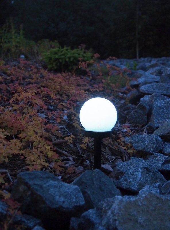 Solcellelykt Ball